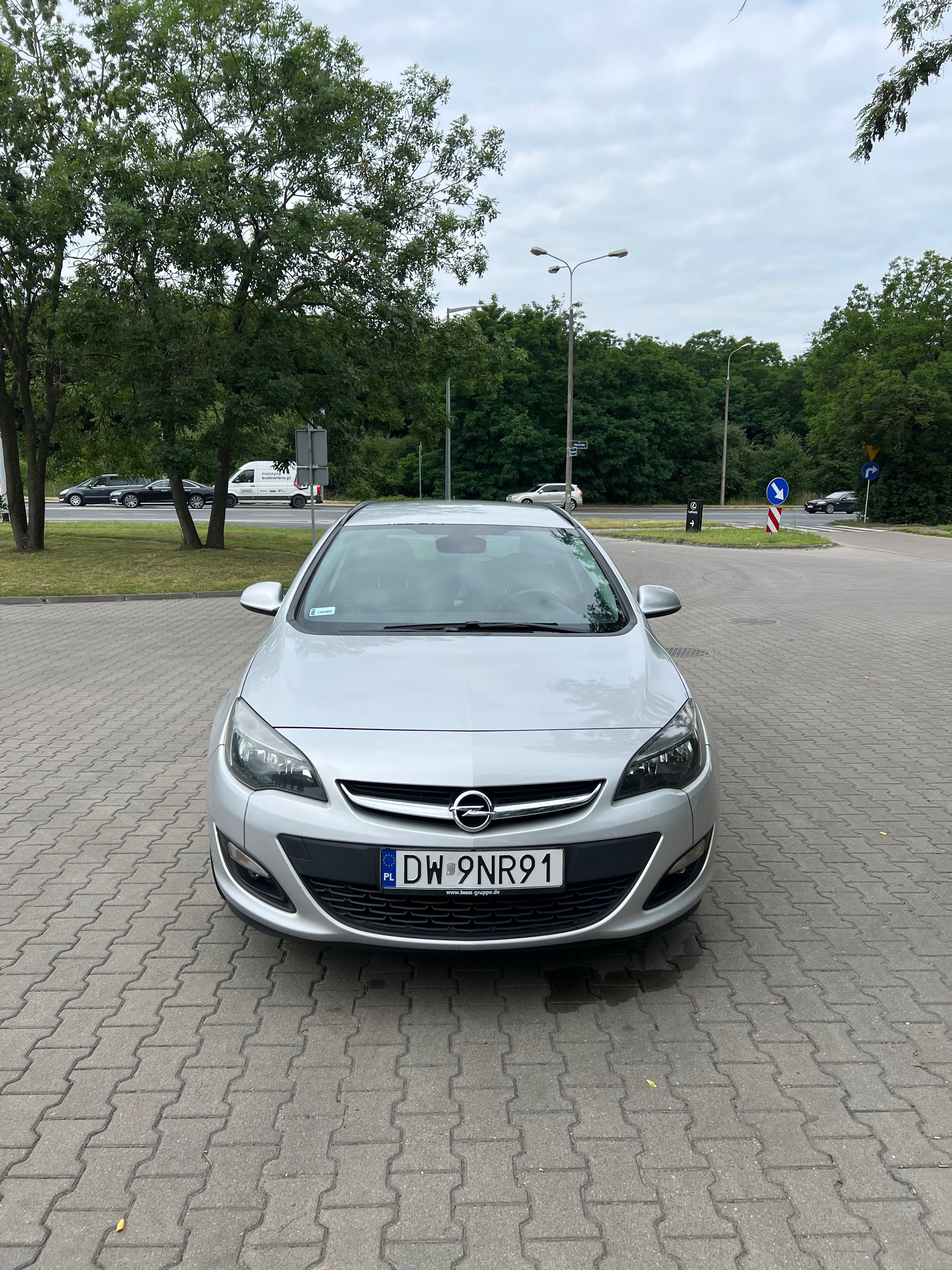 Sprzedam Opel Astra J