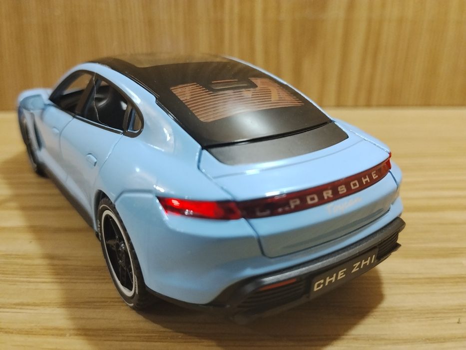 Модели Porsche Toycan 1:32 Автоэксперт Металл свет звук инерция Порш