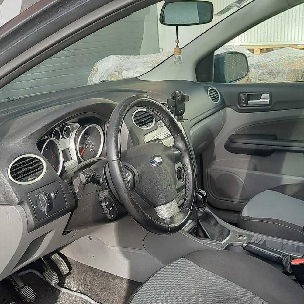 Ford Focus 1.6 TDCi - 2009 | Económico e Fiável