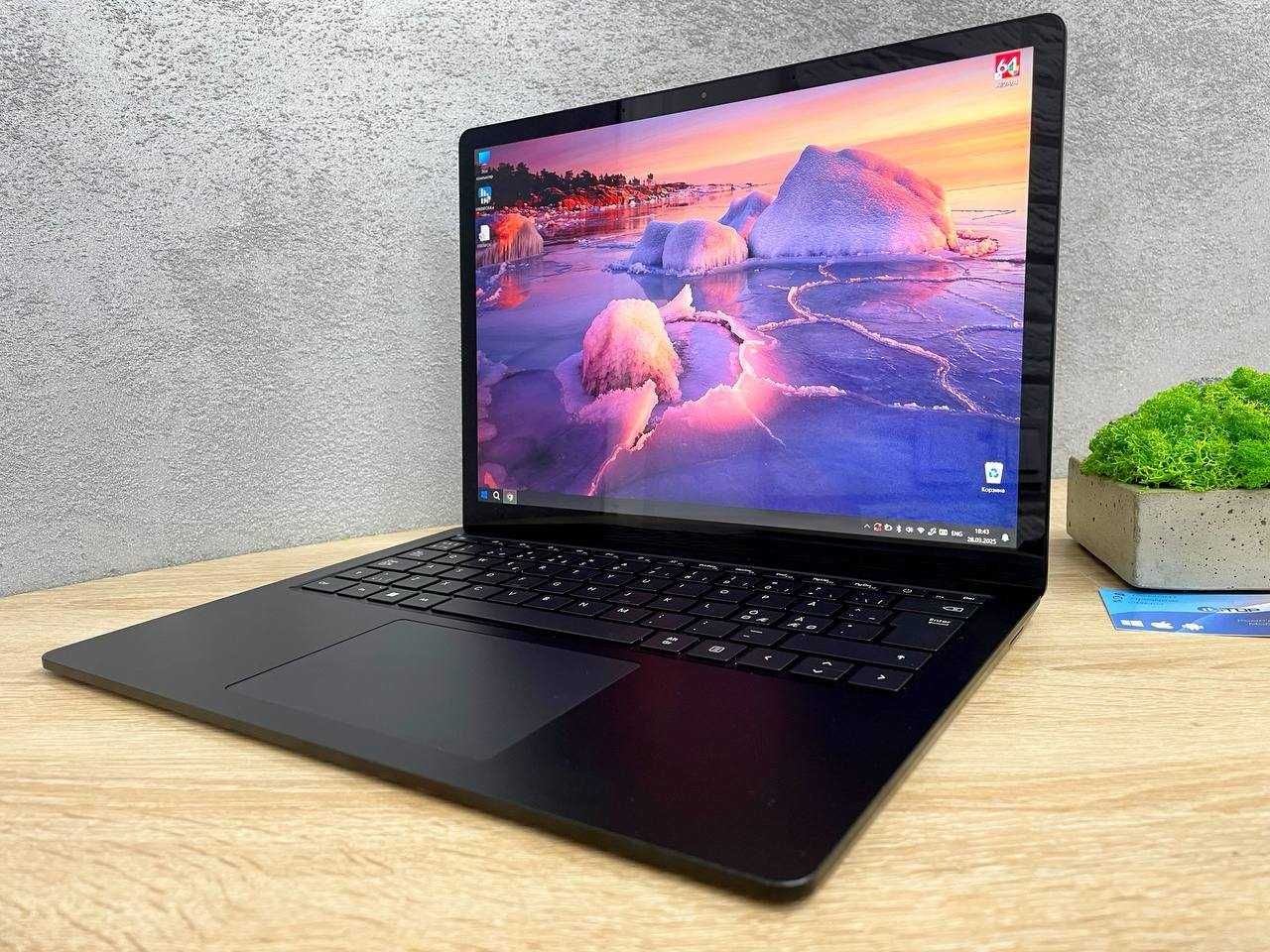Microsoft Surface Laptop 5- 13.5'' OLED/ core i5-1245U/ 16/256gb ІДАЕЛ