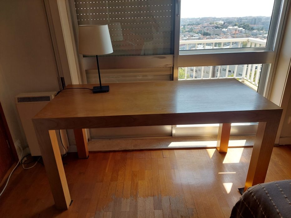 Movel com comoda em madeira freixo e secretária