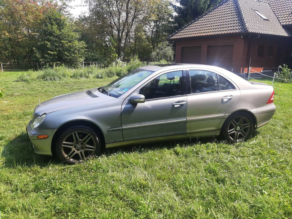 W203 C240 4matic 2005 polift LPG, oryginalne felgi AMG