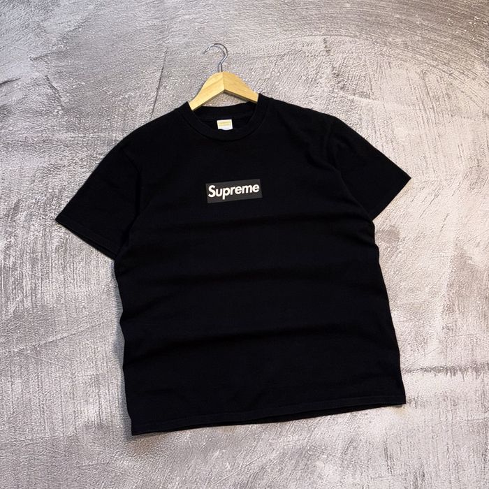 Футболка Supreme розмір L-XL