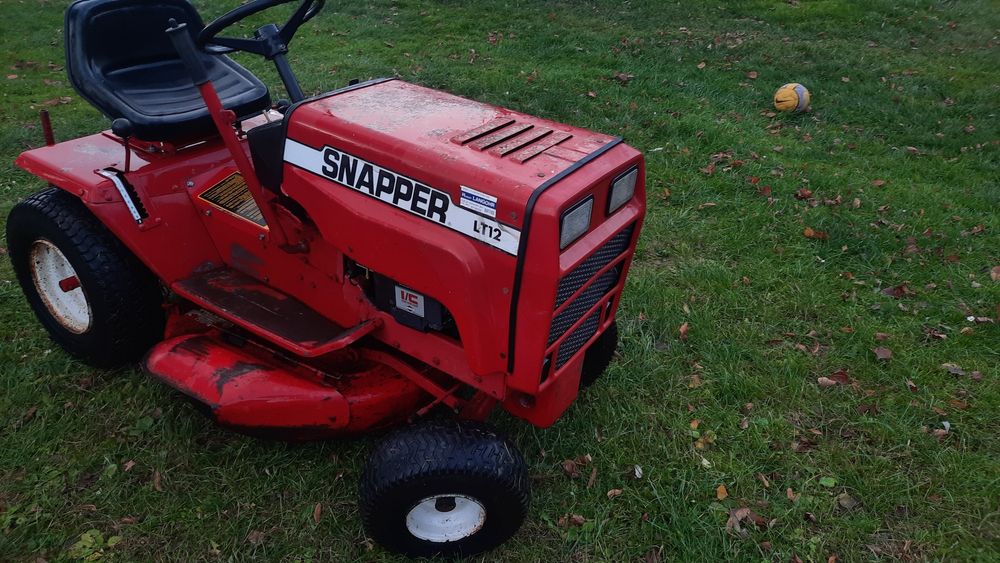 Traktorek kosiarka ogrodowa SNAPPER

LT12

LT12

LT12

LT12

LT12

LT1