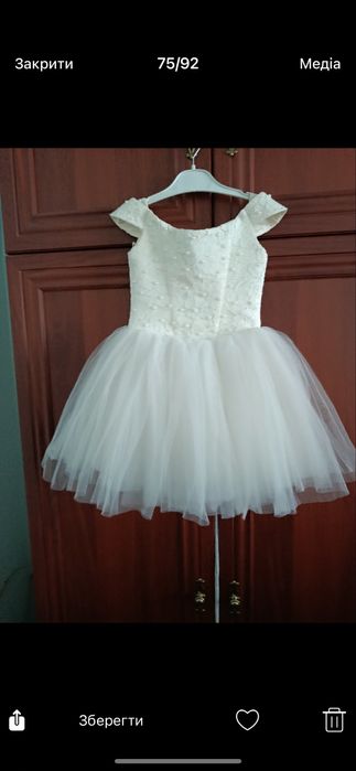 Дитяча сукня на 3-4 рочків. Детское платье