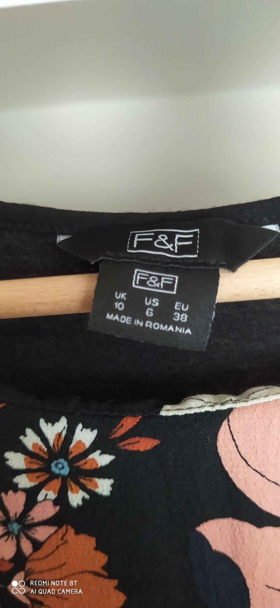 Bluzka w kwiaty F&F