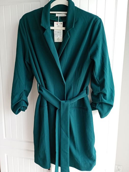 Dwurzędowa sukienka butelkowa zieleń