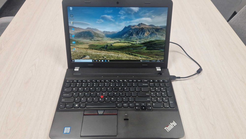 ZESTAW Lenovo Laptop ThinkPad E560 myszka, torba, pokrowiec!