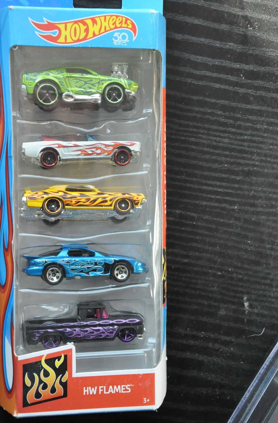 Набор подарочных машинок Хот Вилс Hot Wheels 5-pack оригинал