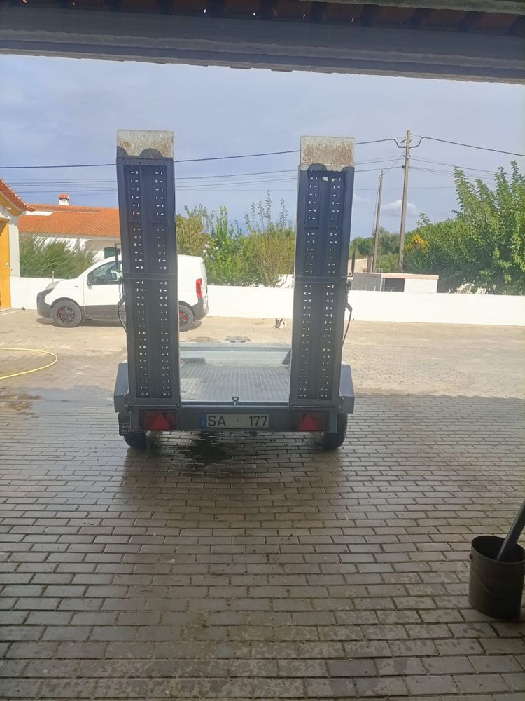 Reboque 3500€ negociavel