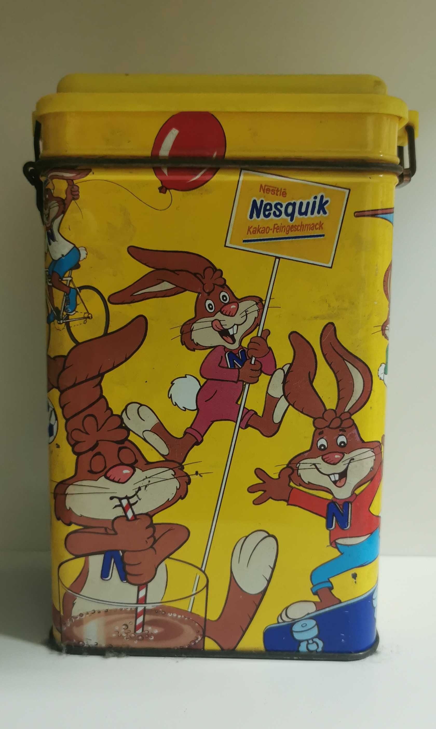 Várias latas antigas para decoração ou coleção