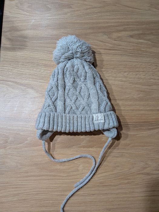 2 czapki zimowe 36/38, dla noworodka