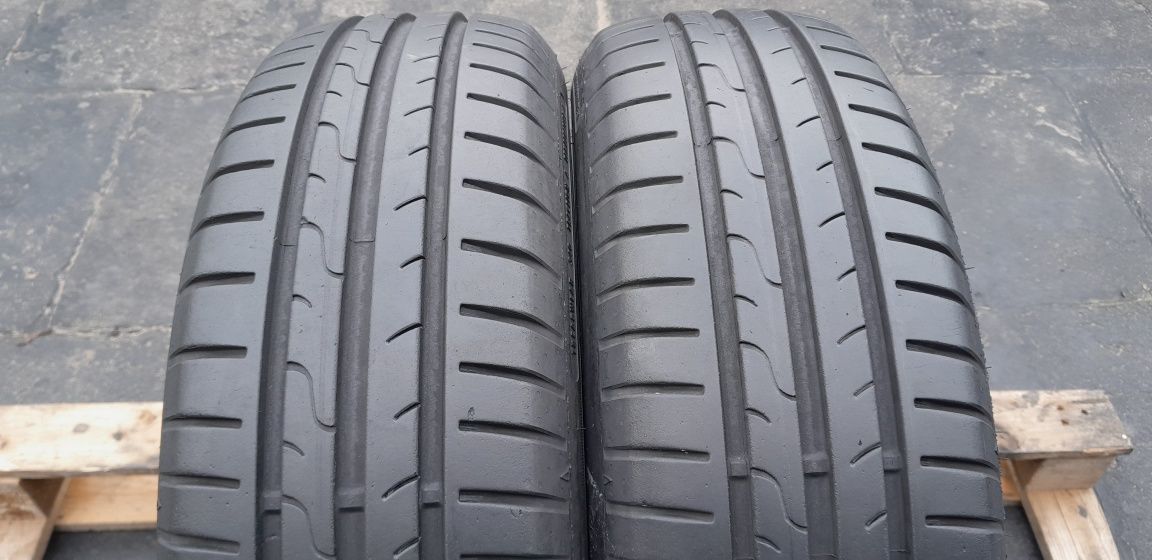 Opony Letnie 165÷65÷15÷.Firma DUNLOP.7,5 mm.Cena 55 zł szt.ZAPRASZAM.