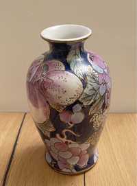 Stary wazon wazonik porcelanowy Toyo Japan ręcznie malowany sygnowany