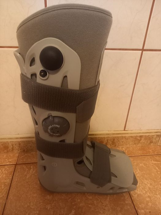Profesjonalna Orteza na nogę Aircast Walker rozmiar L Medium
