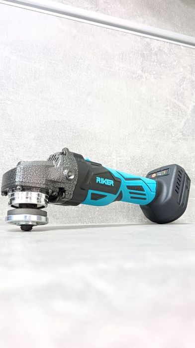 Кутова шліфмашина (Болгарка) Riker RAG 20/125SK (без АКБ і ЗП)