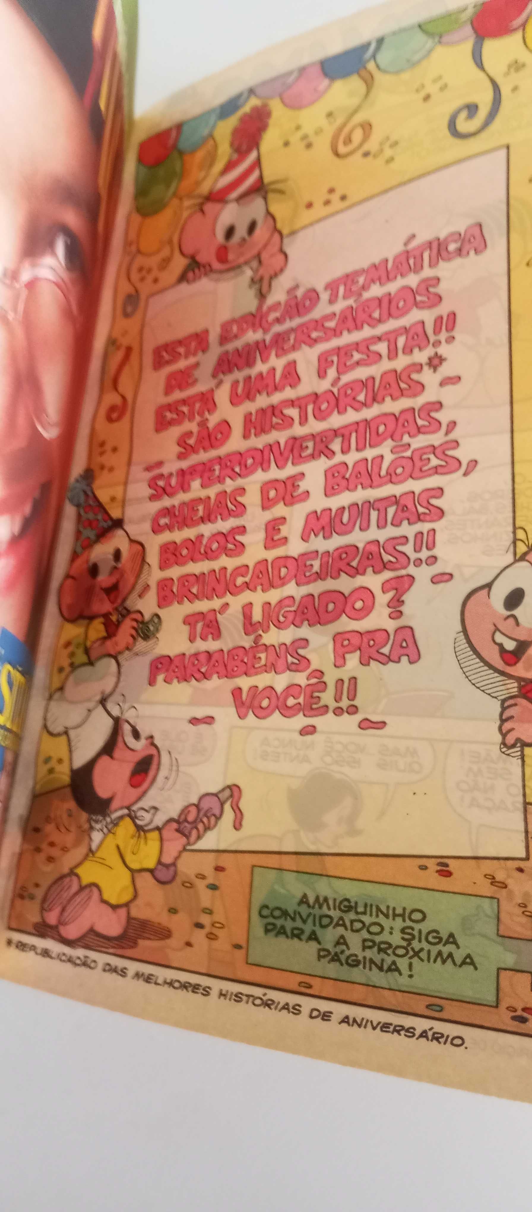 Livro de banda desenhada Monica