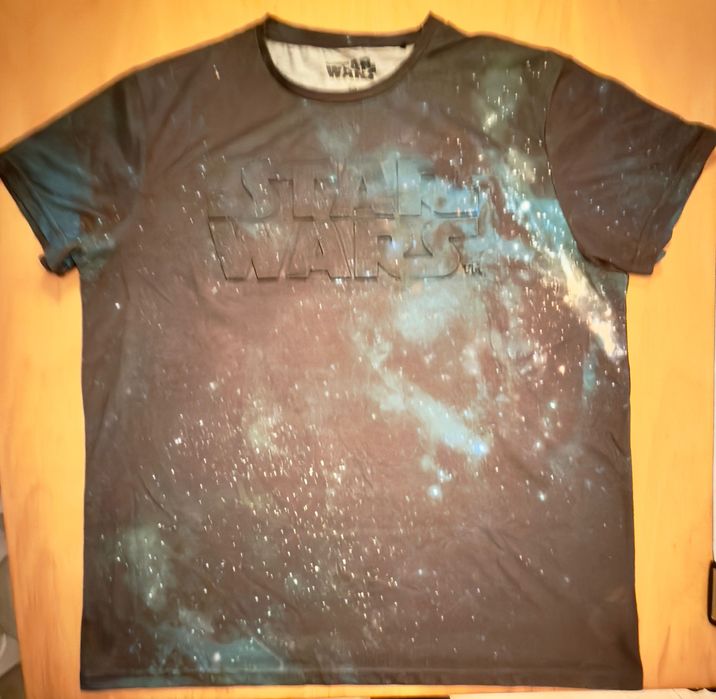 T-Shirt Oficial Star Wars com relevo !  Nova