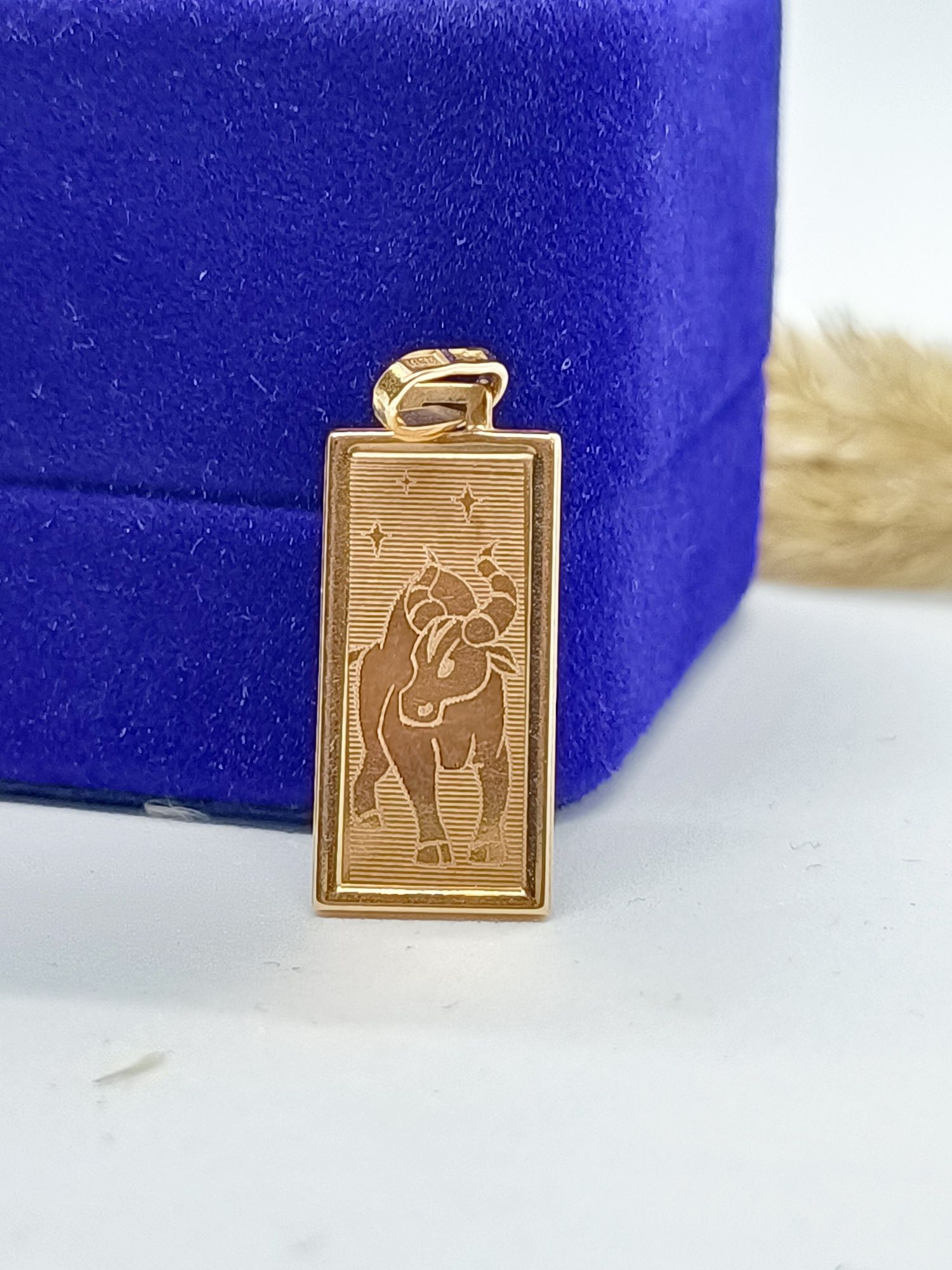 Klasyczna zawieszka zodiak byk ze złota, złoto 583