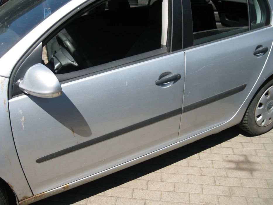 golf 5 drzwi la7w