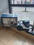 (227/25) Odkurzacz bezworkowy Electrolux Ease C2 ECC21-ZIW