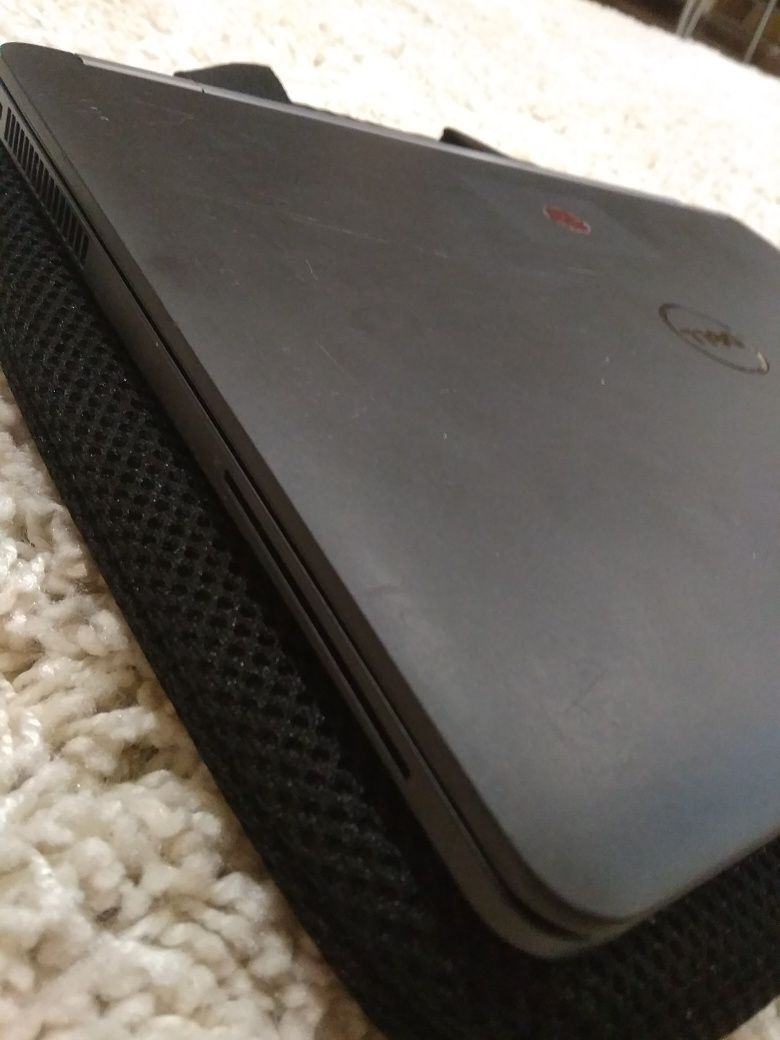 Продам ноутбук Dell latitude E7470