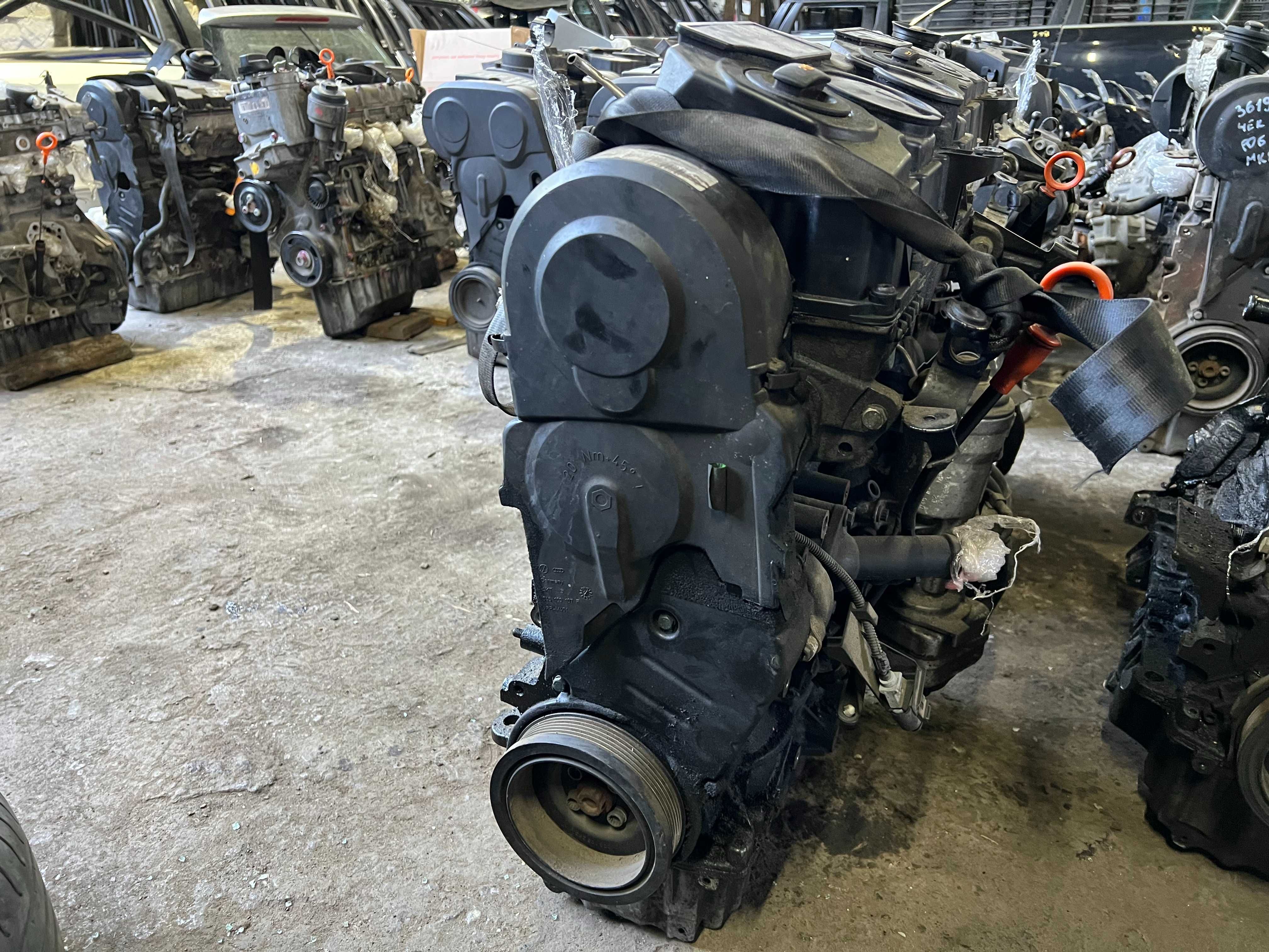 двигатель 1.9 tdi bls мотор BLS 77 kwt пассат б6 кадди гольф 5  а5
