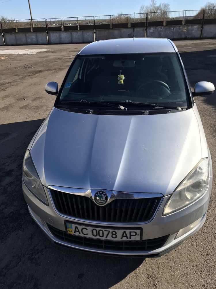 Skoda fabia продаю