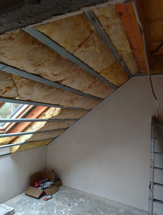 Remonty wykończenia ocieplenia poddaszy zabudowa GK