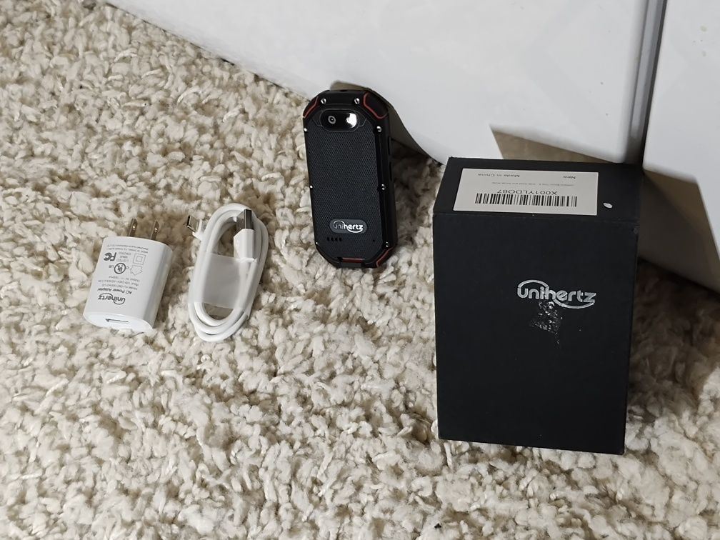 Unihertz Atom Телефон новий.