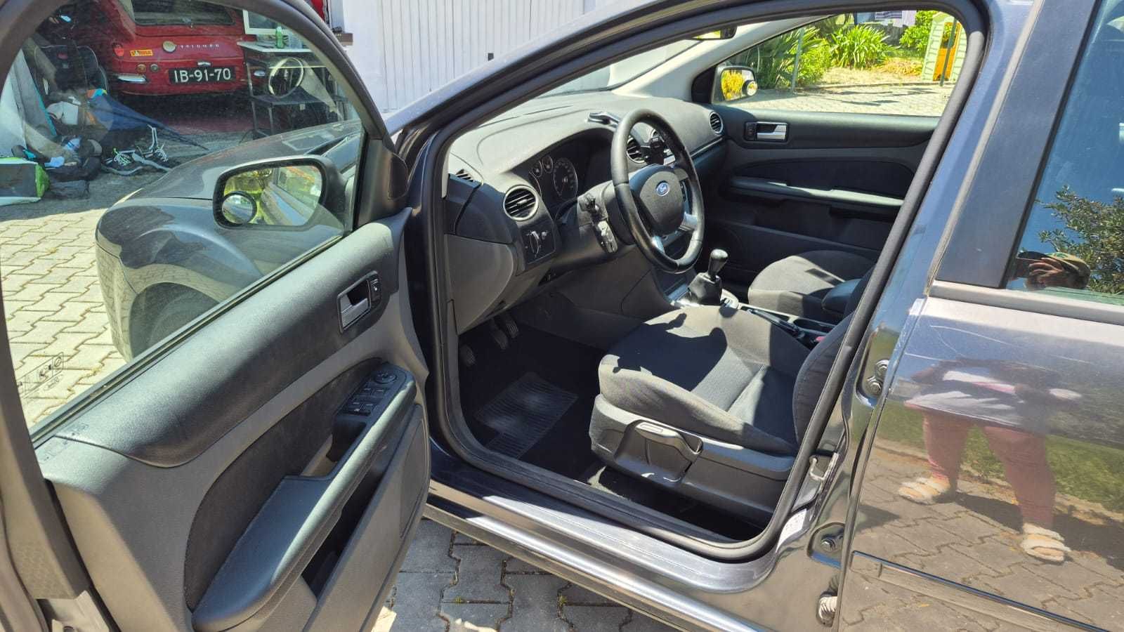 Ford Focus II Turnier 1.6 TDCi - Nacional | Muito Económico e Fiável
