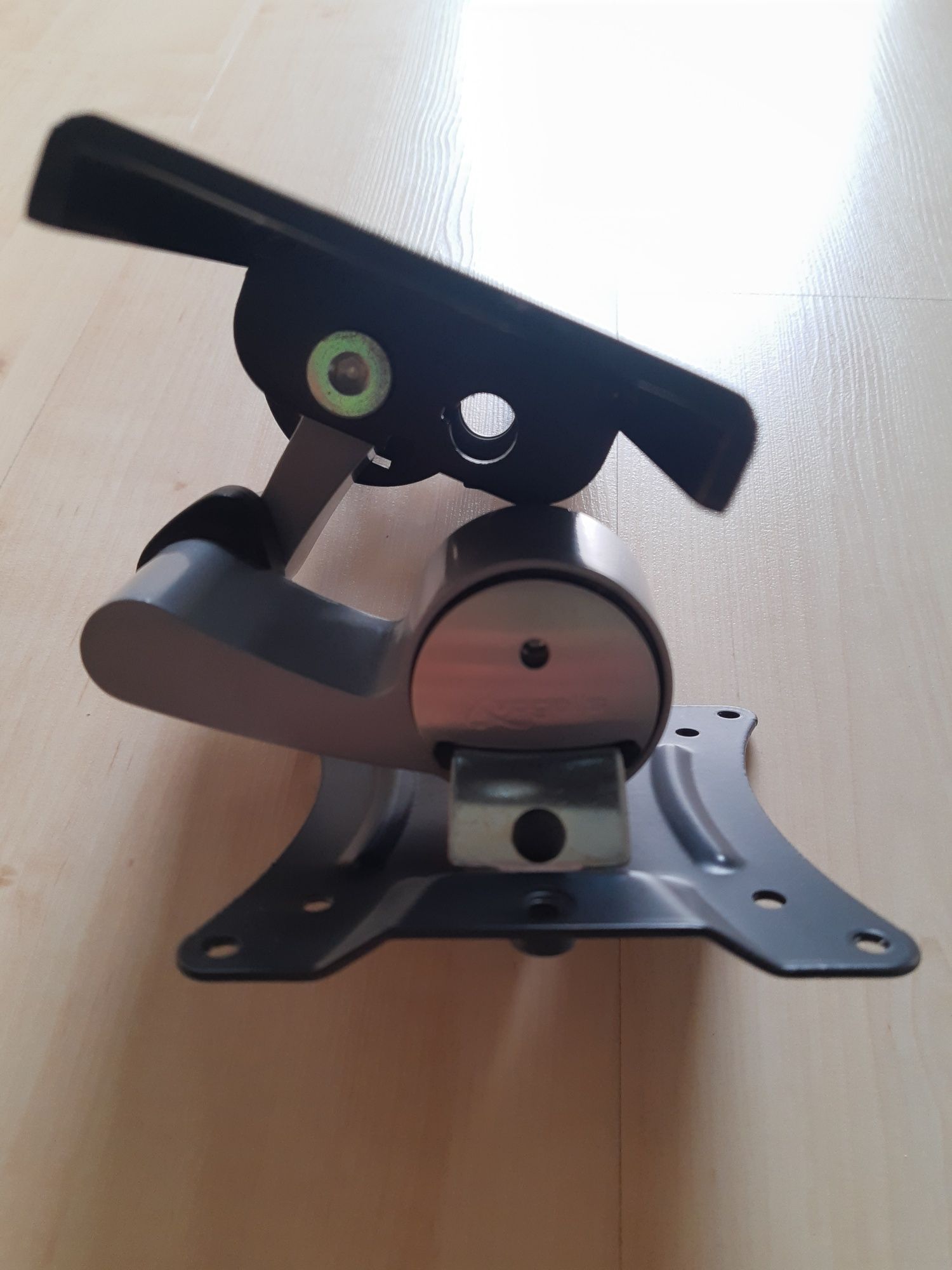 Profesjonalny uchwyt ścienny do tv/monitora VOGELS EFW6125 (S123/P3)