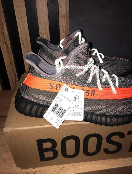 Buty Adidas yeezy boost 350 V2 HQ7045  nr 44/28cm