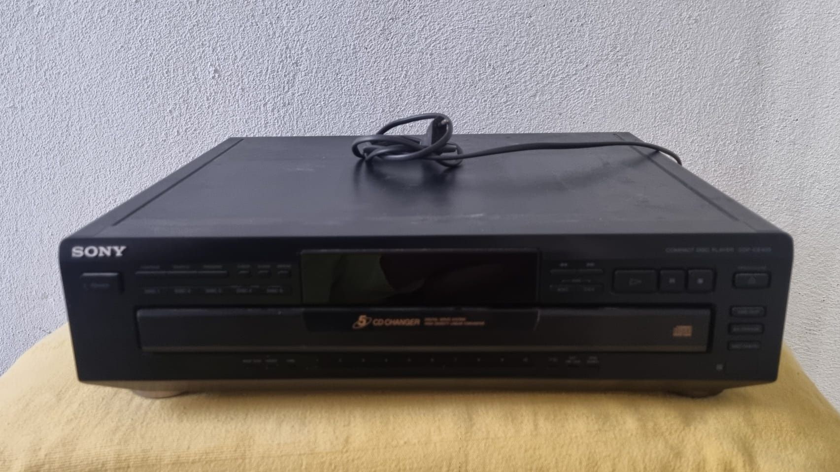 Sony CDP-CE405 Compact Disc CD