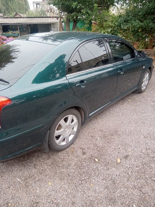 Продам тойоту авенсіс