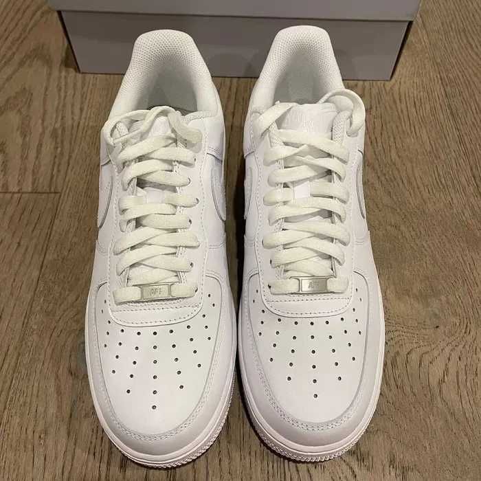 Buty Nike Air Force 1'07 rozmiar 36