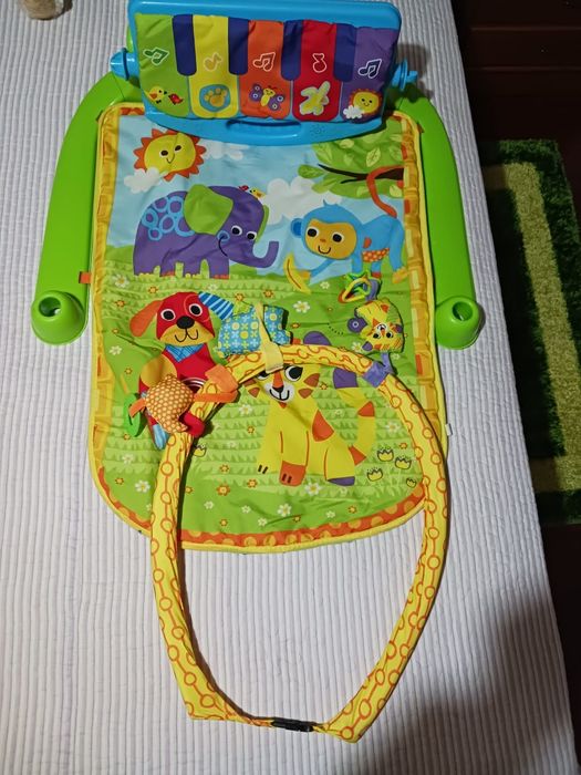 Jogo tapete com piano