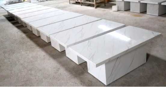 Stół z kamienia CALACATTA CARRARA marmur 110x50 Wysoki Połysk