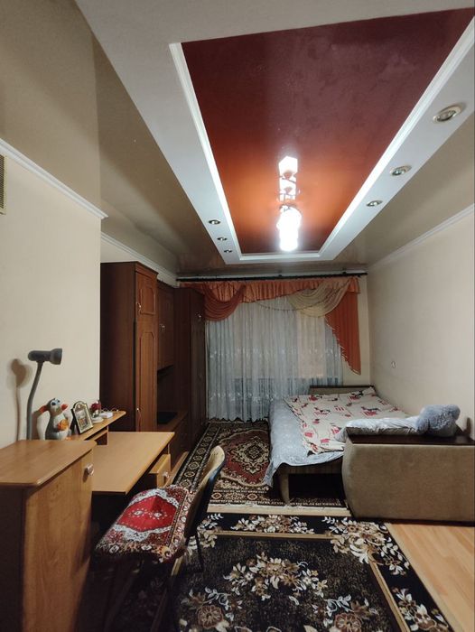 Здається кімната в гуртожитку