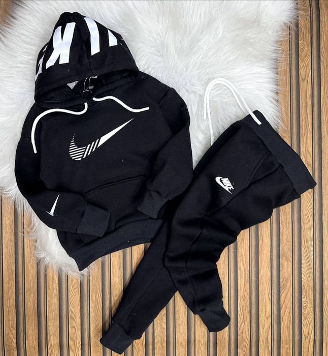 Conjunto Nike criança