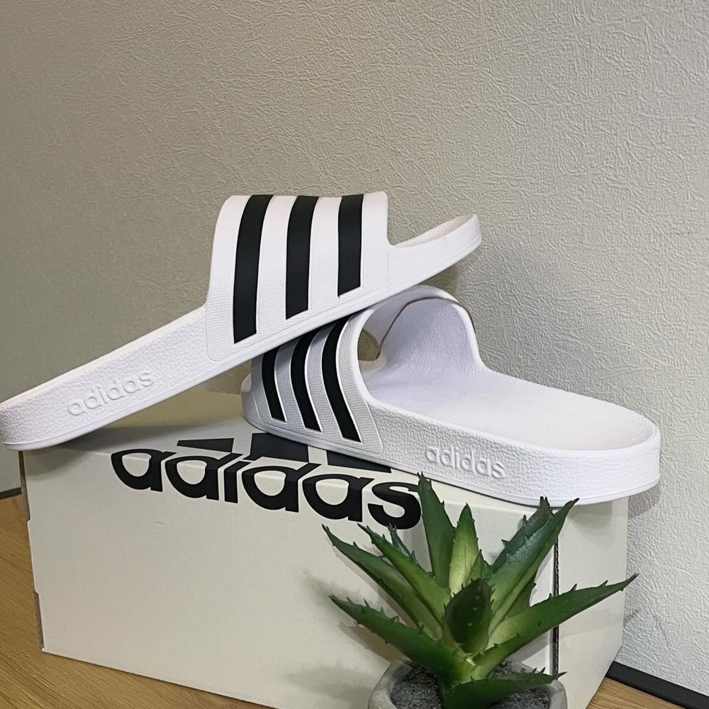 Тапки Adidas Adilette Aqua оригінал нові в коробці білі