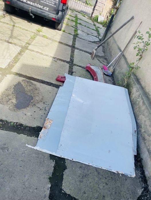 Металопрофіль плофнастил жесть біла бляха тонка