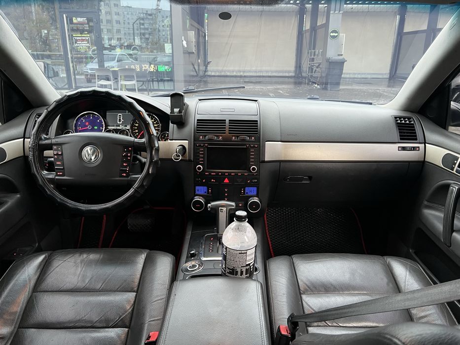 Volkswagen Touareg 2.5 дизель, рестайлинг.