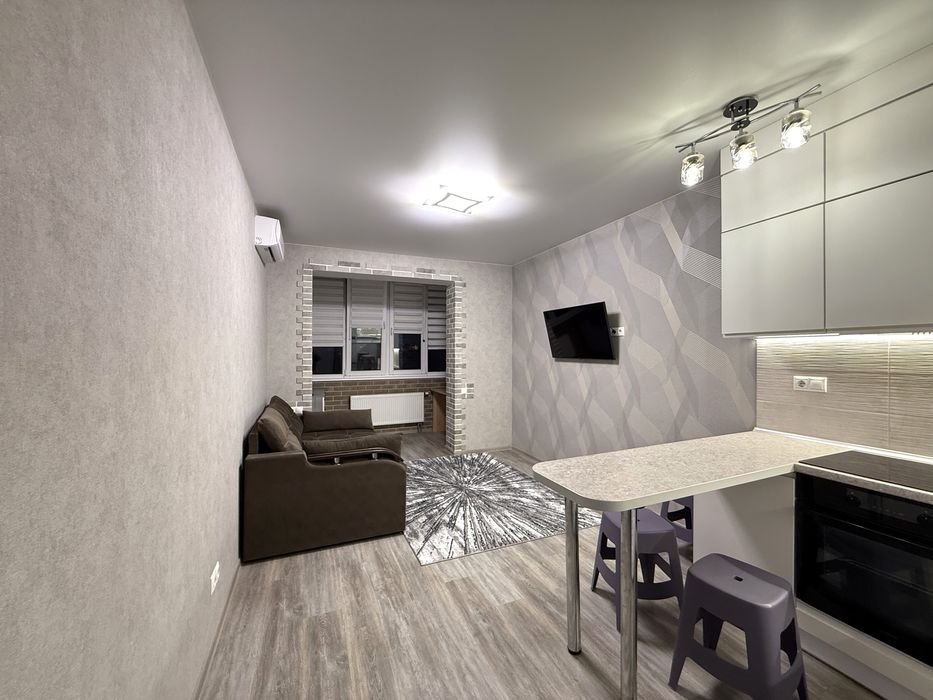 Оренда квартири біля метро Дорогожичі, 29 м², вул. Петропавлівська 50Б