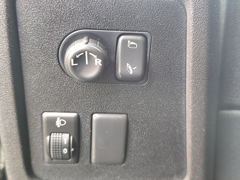 Продам nissan qashqai 2007