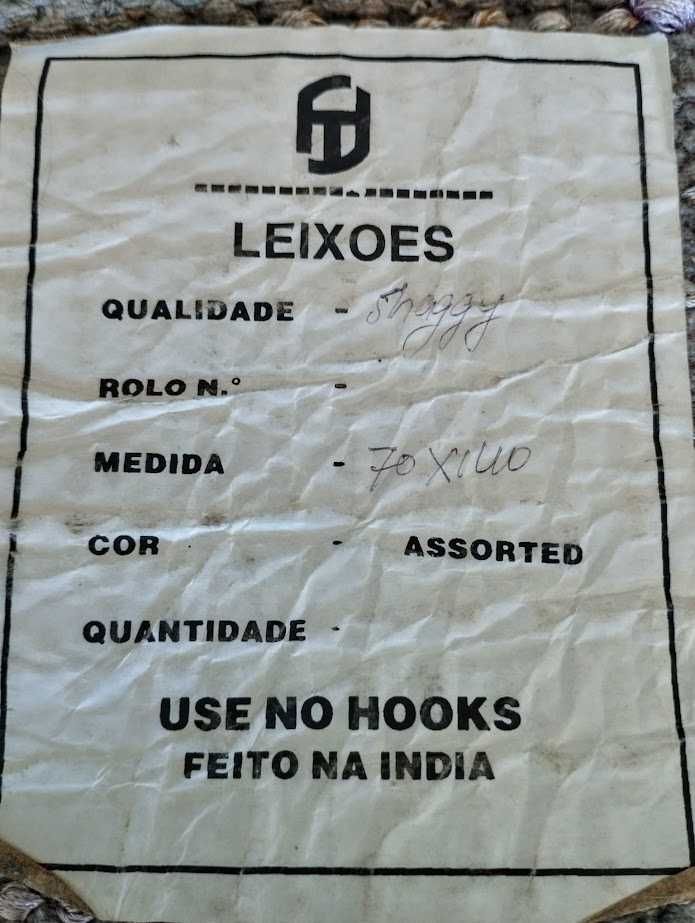 Tapetes semi-novos 100% poliéster made in Índia à unidade