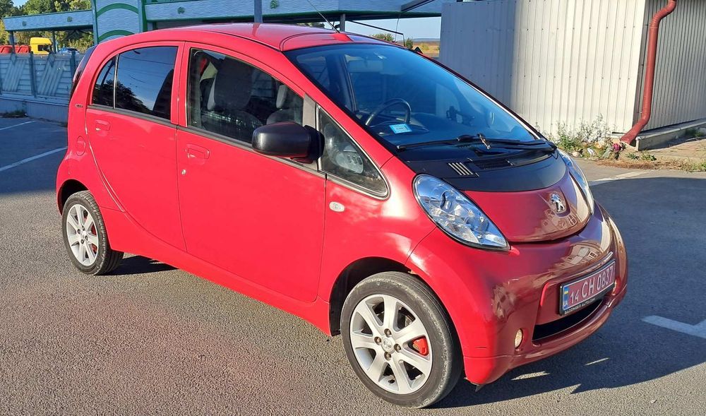 Peugeot ion 2013