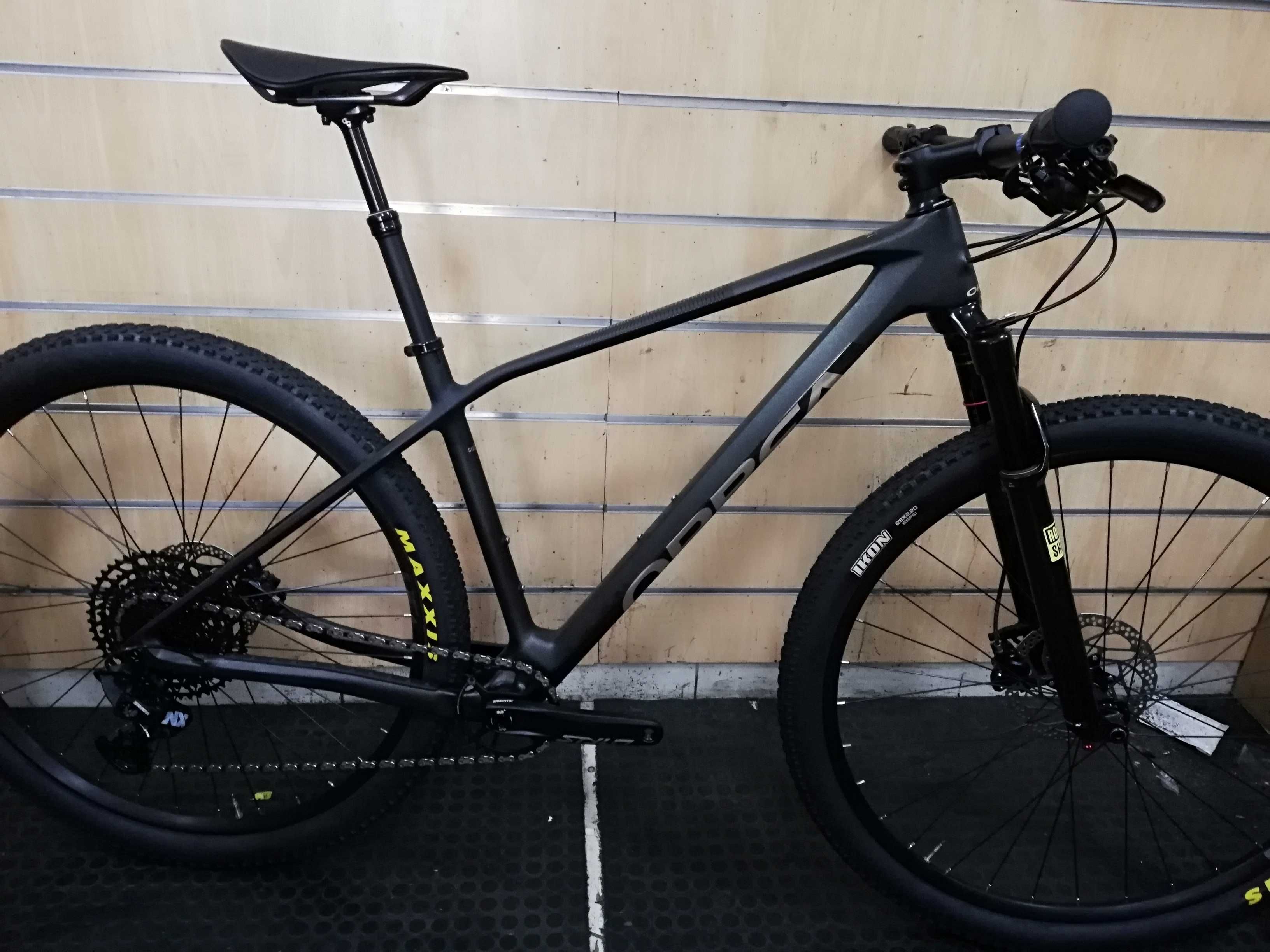 Bicicleta orbea alma carbono