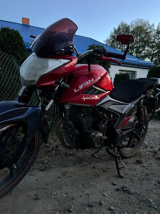 Продам мотоцикл ліфан сітіер 200