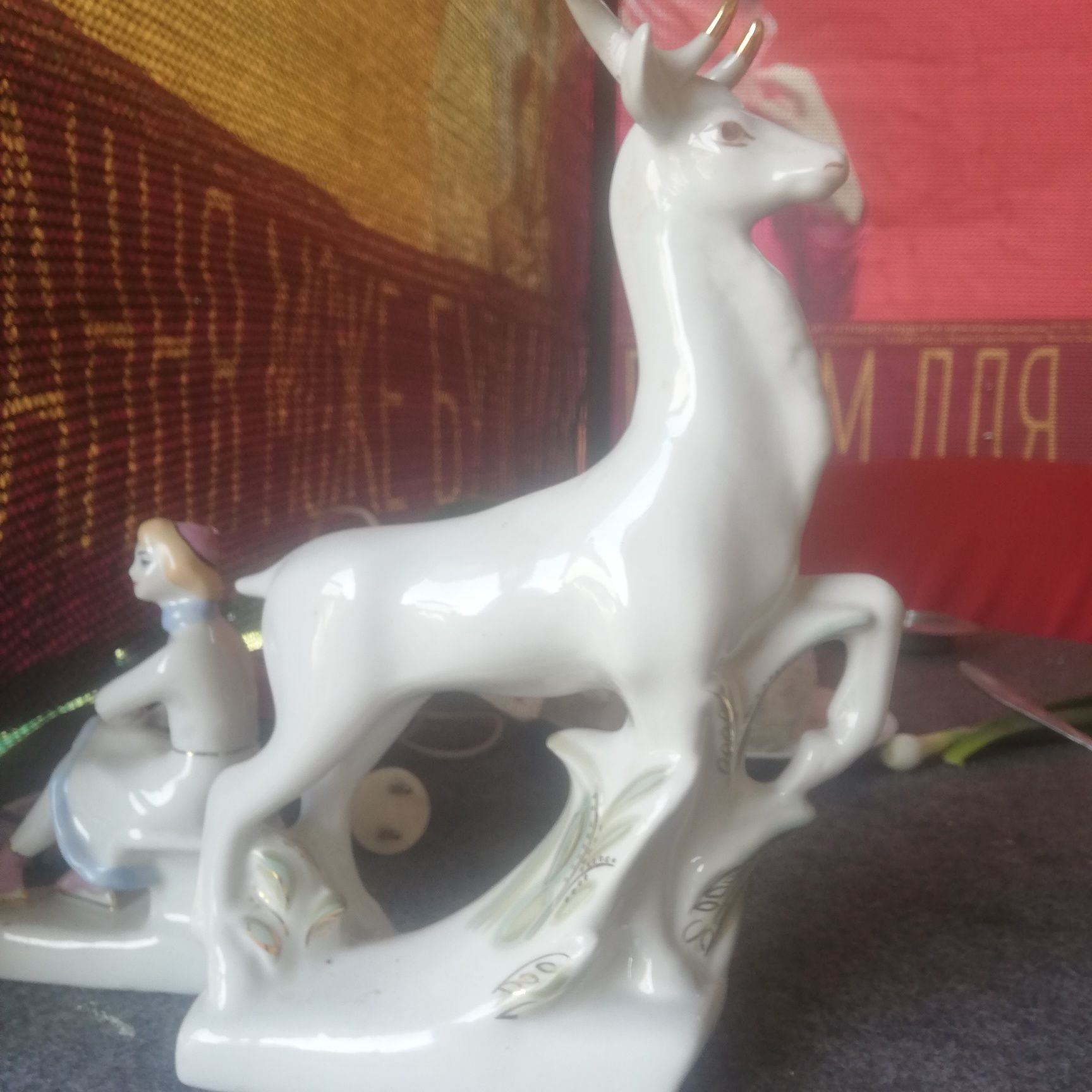 Продам Статуэтку Оленя